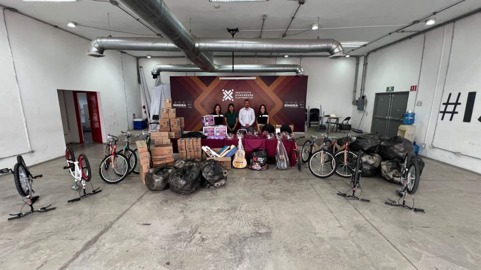 Gobierno de Sonora fortalece el bienestar juvenil en Quiriego con programas y entrega de equipo